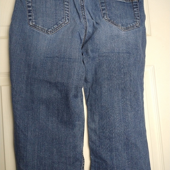 Lands End5 pocket medium wash blue jeans. Size 4 - Picture 8 of 8